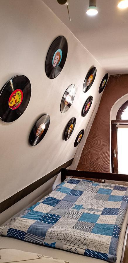W Rynku Hostel Wroclaw Exterior photo